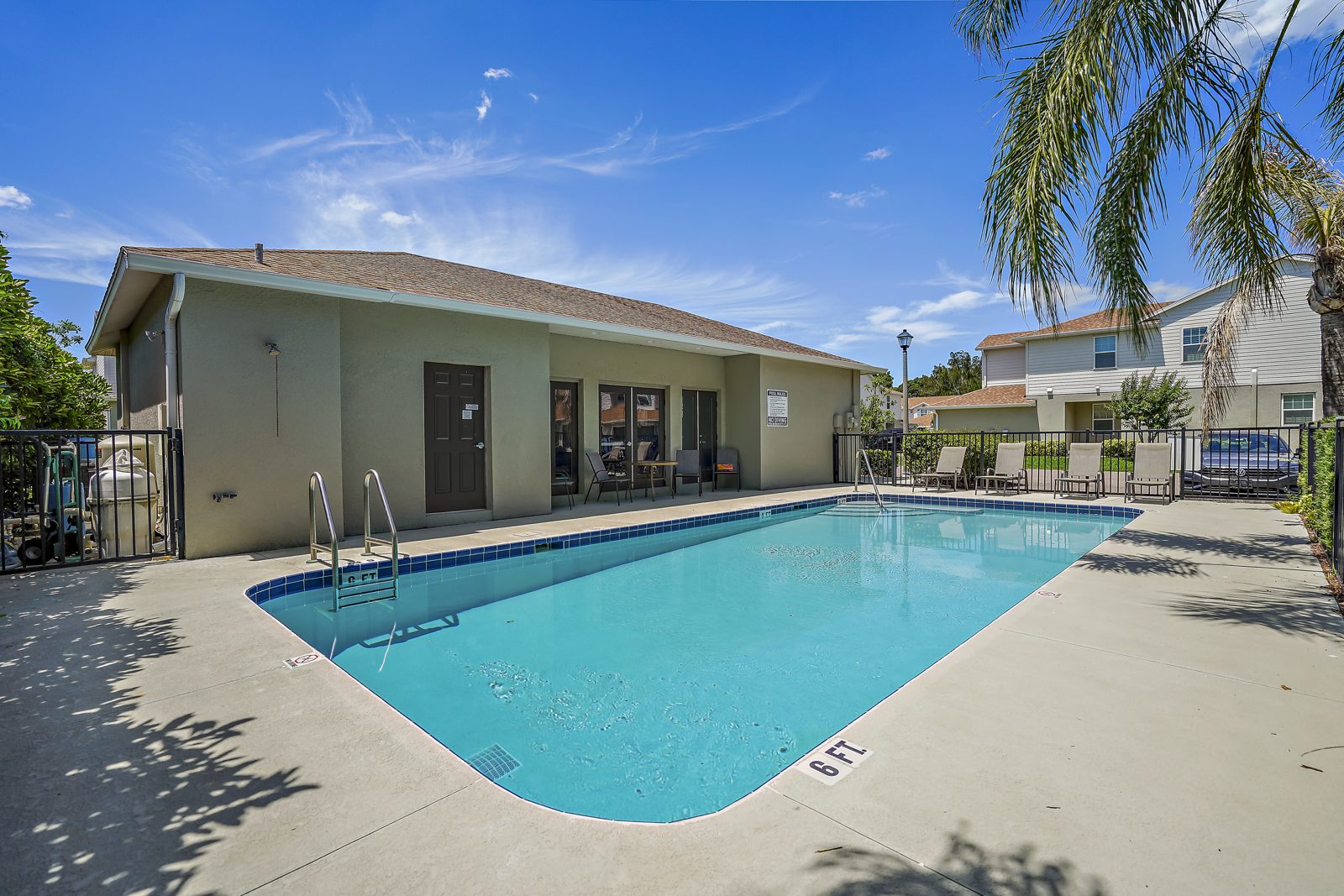 Community clubhouse and pool area at Heritage Oaks, St. Petersburg
