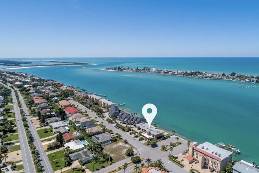 800 Madonna Blvd #2, Tierra Verde, FL